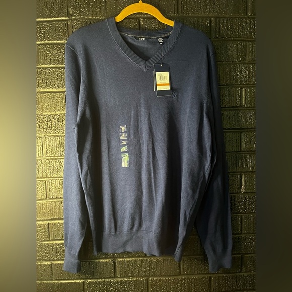 IZOD Men's Dark Blue V-Neck Sweater - Picture 1 of 3